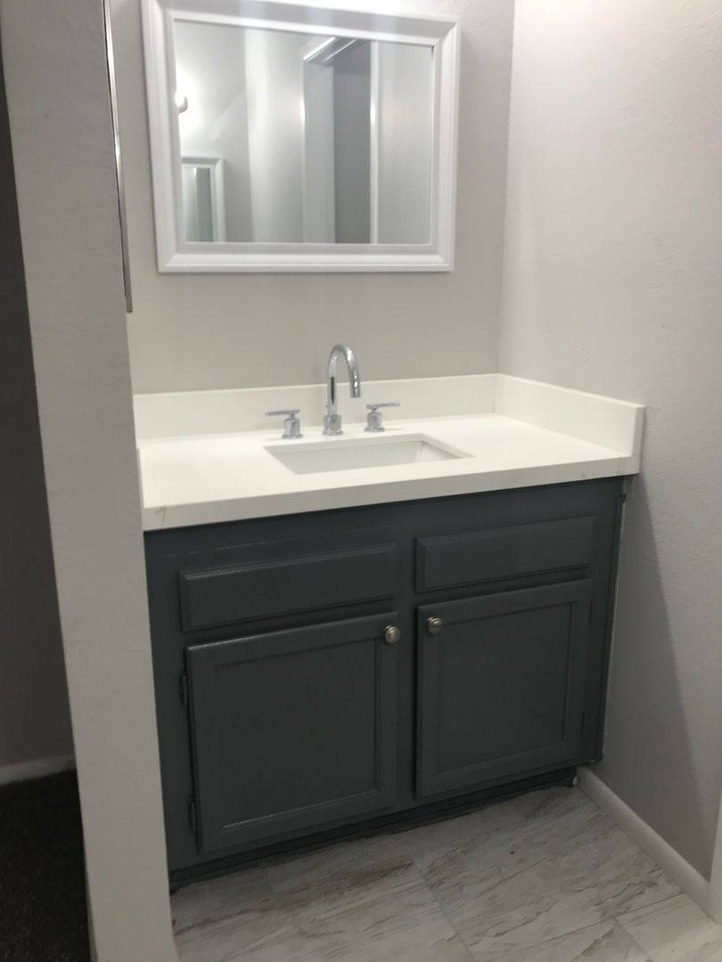 Townhouse for rent at 8520 W Palm Lane, Phoenix, AZ 85037