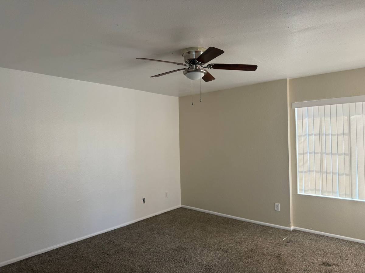 Townhouse for rent at 8520 W Palm Lane, Phoenix, AZ 85037