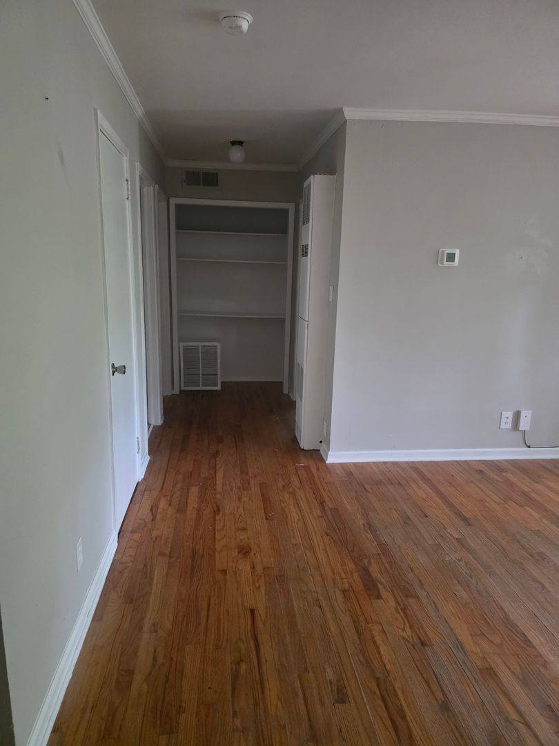 Apartment for rent at 1617 Old Oxford Rd, Chapel Hill, NC 27514
