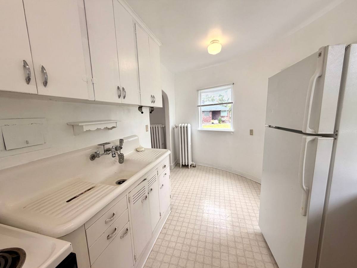 Apartment for rent at 3104 N 8th St, Tacoma, WA 98406