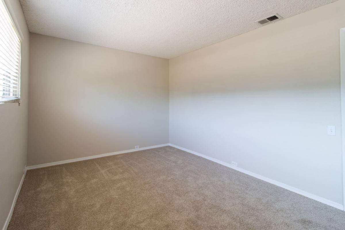 Apartment for rent at 1616 Q St, Sacramento, CA 95811