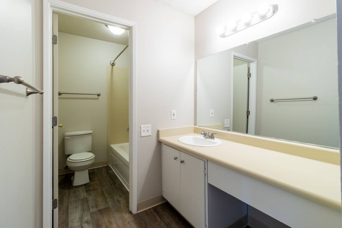 Apartment for rent at 1616 Q St, Sacramento, CA 95811