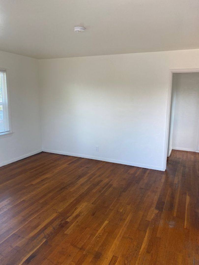Apartment for rent at 2315 Terrace Way, Bakersfield, CA 93304