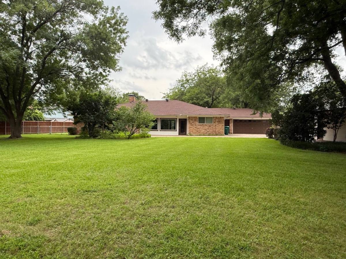House for rent at 1601 Skyline Dr, Sherman, TX 75092