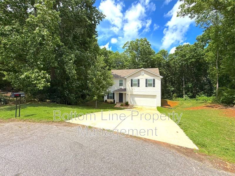 House for rent at 5080 Grain Court, Conover, NC 28613