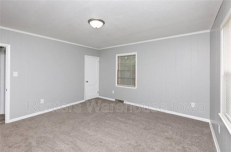 House for rent at 4124 3rd St, Des Moines, IA 50313
