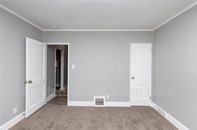House for rent at 4124 3rd St, Des Moines, IA 50313