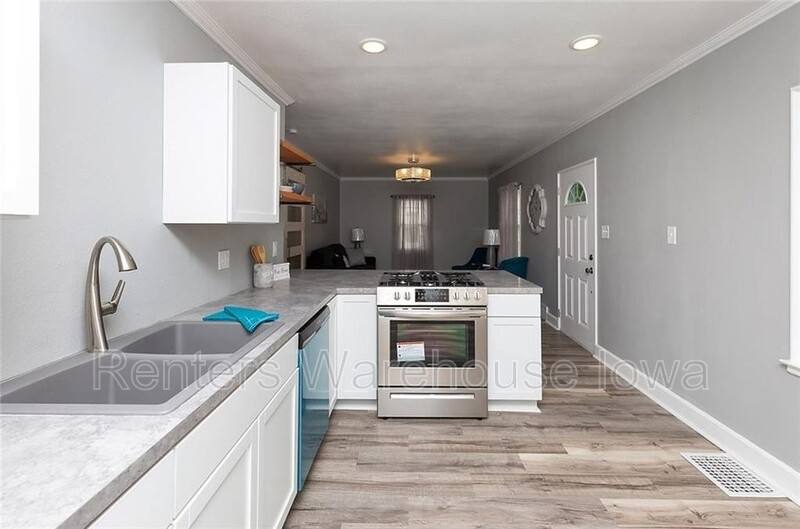 House for rent at 4124 3rd St, Des Moines, IA 50313