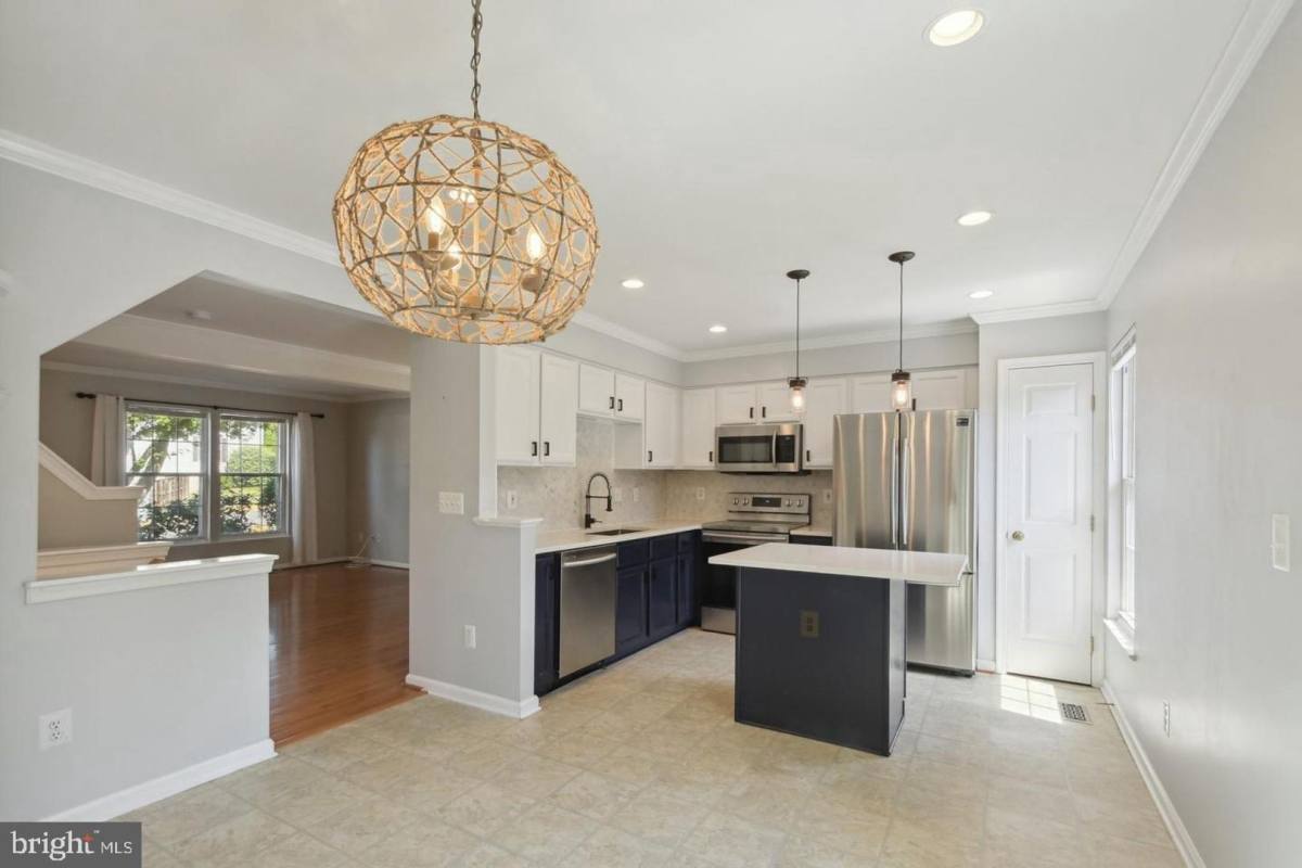 Townhouse for rent at 6228 Battalion St, Centreville, VA 20121