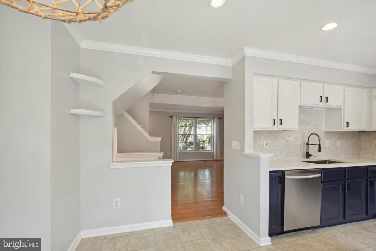 Townhouse for rent at 6228 Battalion St, Centreville, VA 20121