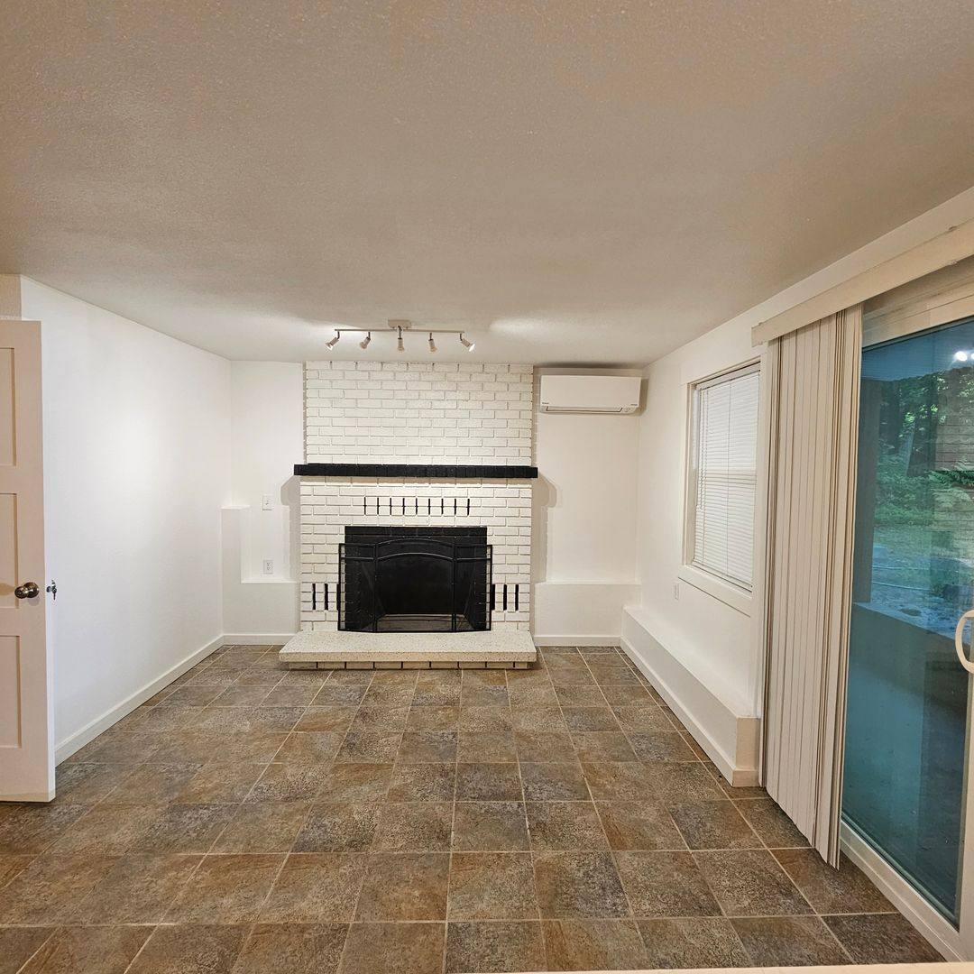 Apartment for rent at 8045 SE Willock Rd, Olalla, WA 98359