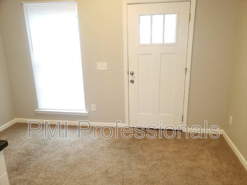 Townhouse for rent at 632 E St #A, Murfreesboro, TN 37130