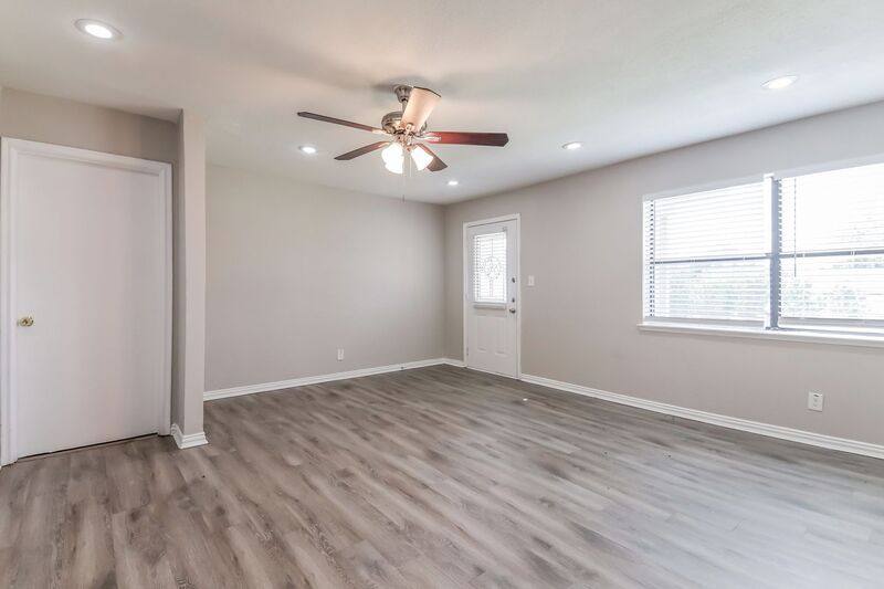 House for rent at 9946 Bowman Blvd, Dallas, TX 75220