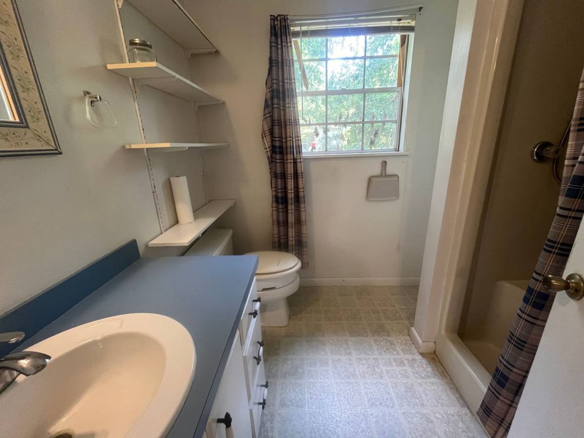 Apartment for rent at 1216 11th Ave, Wellborn, FL 32094