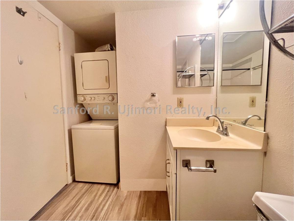Apartment for rent at 94-543 Lumiaina St, Waipahu, HI 96797