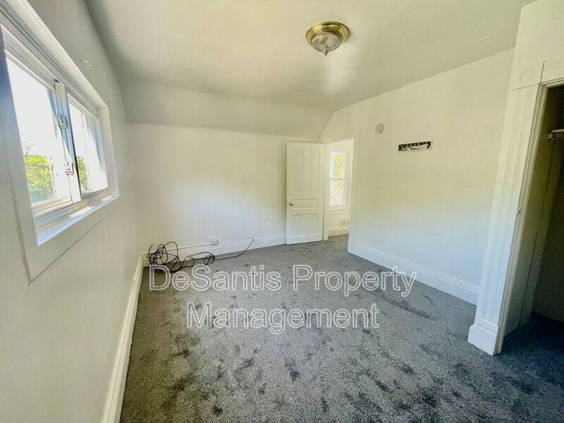 House for rent at 520 Glenn St, Wilmerding, PA 15148