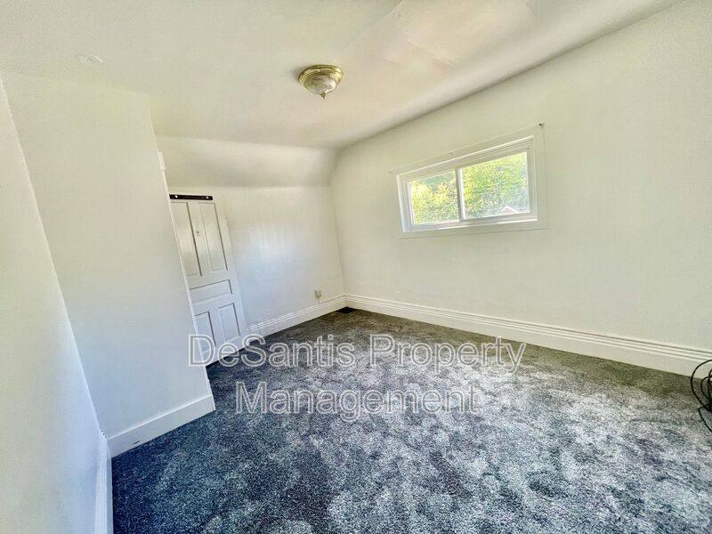 House for rent at 520 Glenn St, Wilmerding, PA 15148