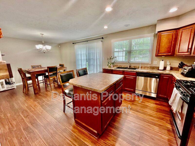 Townhouse for rent at 307 Marshall Heights Dr, Wexford, PA 15090