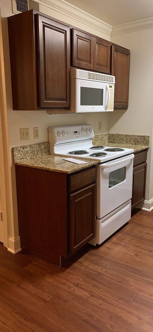 Apartment for rent at 1645 Brightside Dr, Baton Rouge, LA 70820