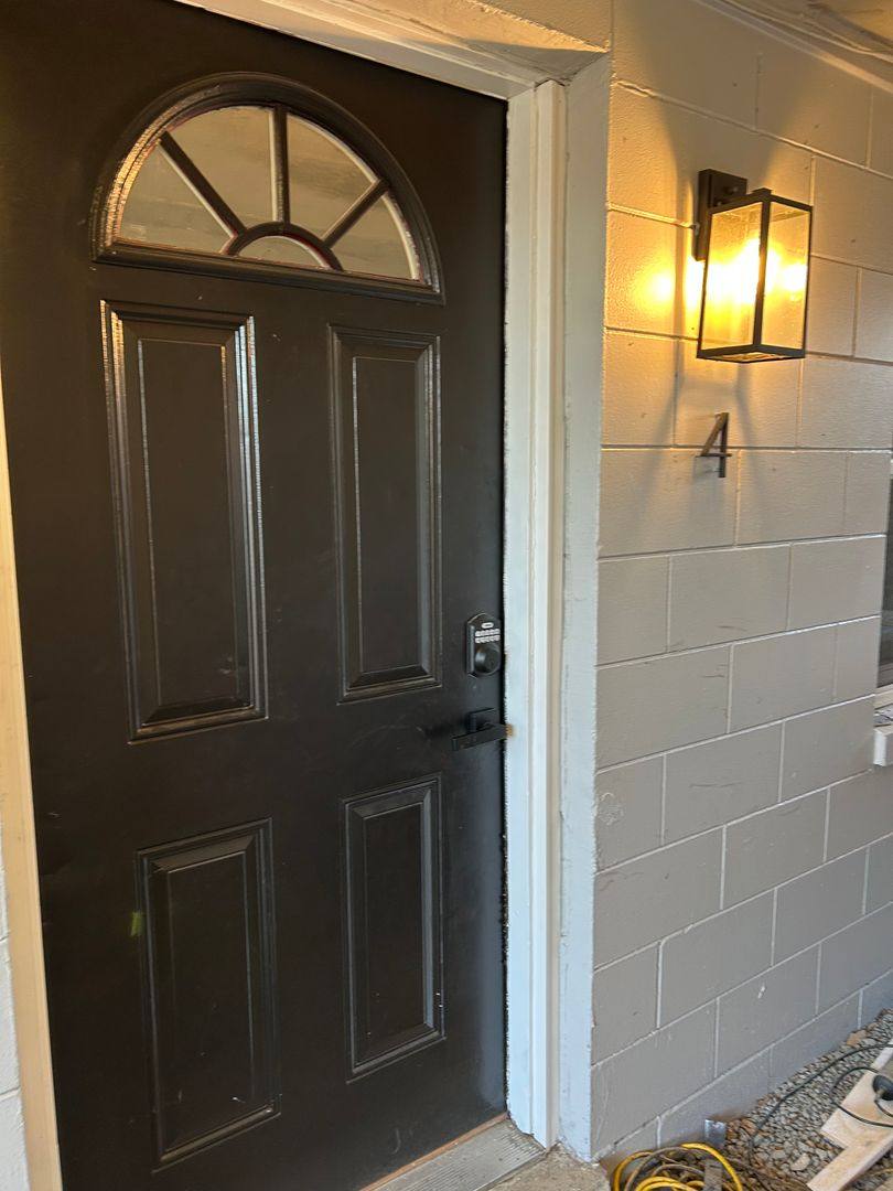 Apartment for rent at 345 N Dewey St, Eustis, FL 32726
