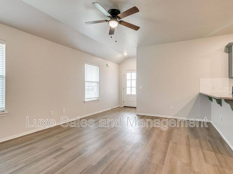 House for rent at 8012 NW 105th St, Oklahoma City, OK 73162