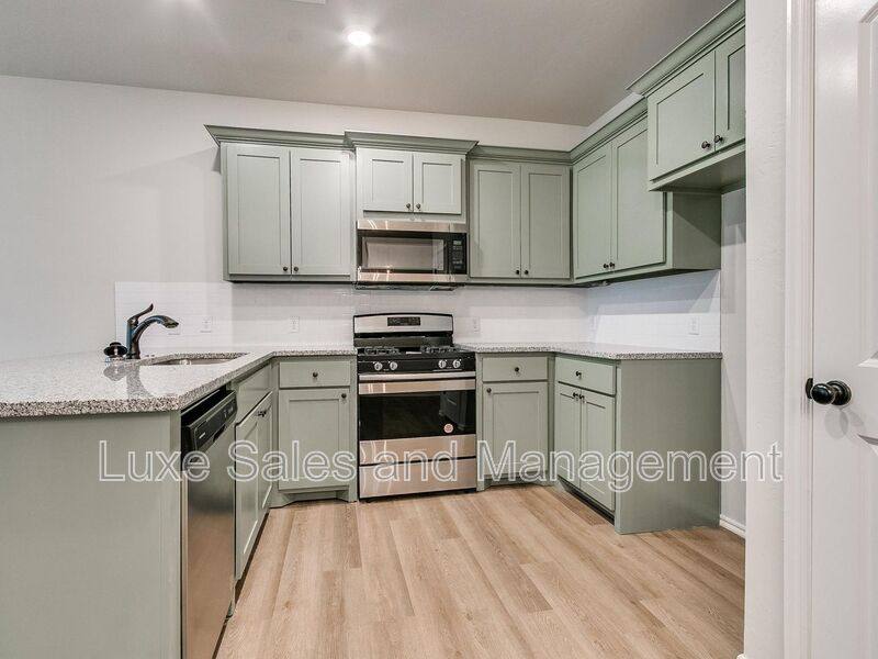 House for rent at 8012 NW 105th St, Oklahoma City, OK 73162