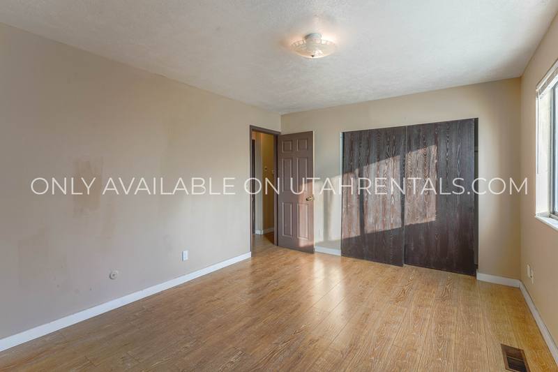 Apartment for rent at 232 W Foxbridge Dr, Midvale, UT 84047