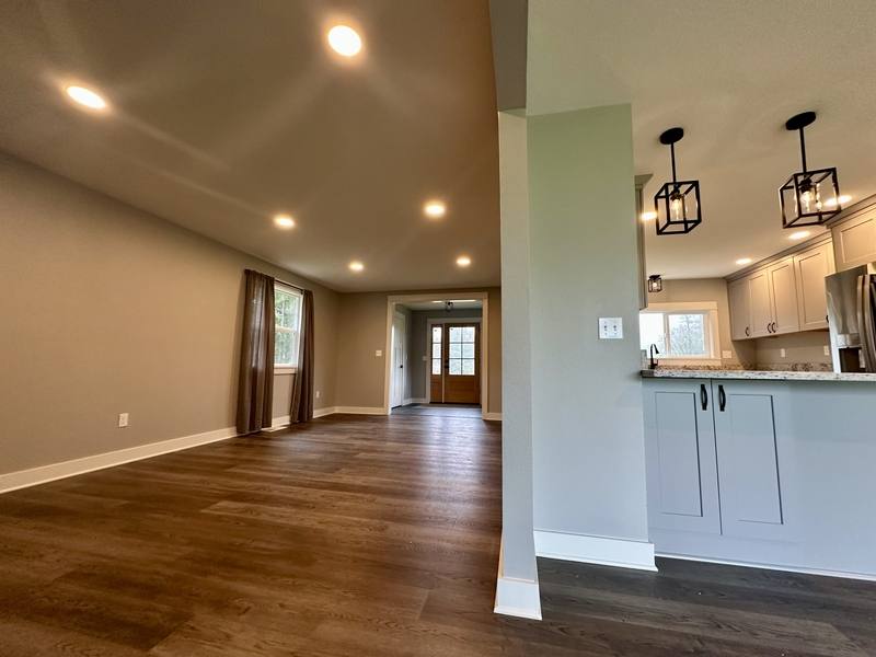 House for rent at 35749 S Dickey Prairie Rd, Molalla, OR 97038