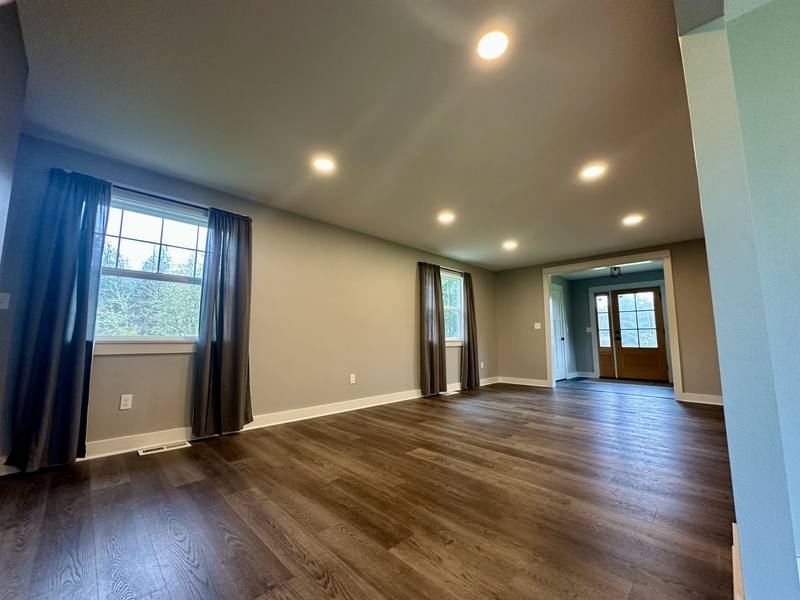 House for rent at 35749 S Dickey Prairie Rd, Molalla, OR 97038