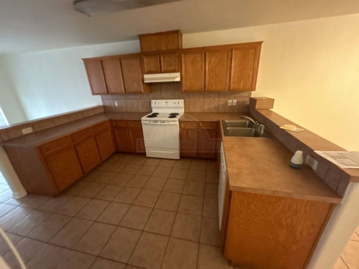 Apartment for rent at 506 Beeline E, Harker Heights, TX 76548