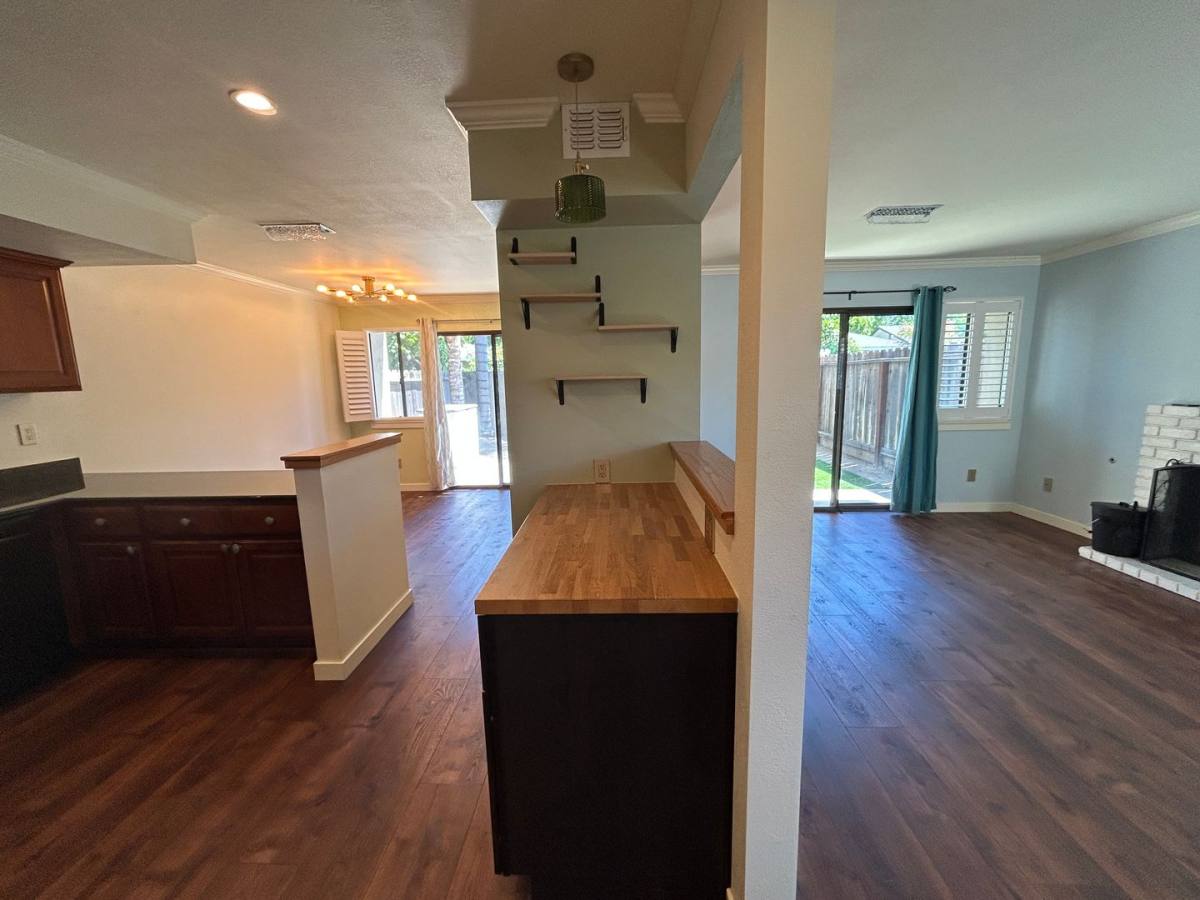 Condo for rent at 1228 W Roseburg Ave, Modesto, CA 95350