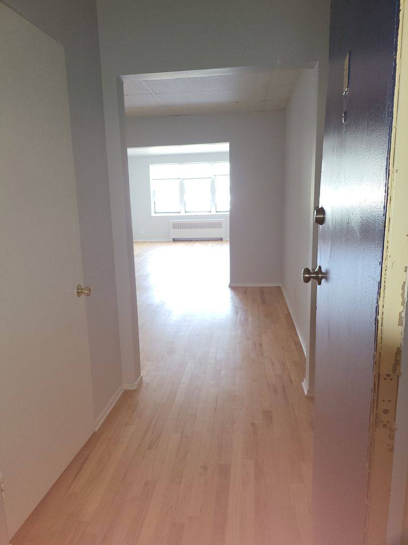 Apartment for rent at 10 S W St, Allentown, PA 18102