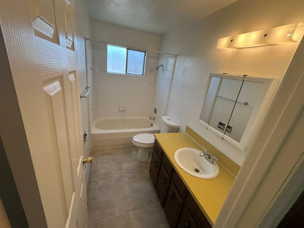 Apartment for rent at 1111 Eric Court, The Dalles, OR 97058