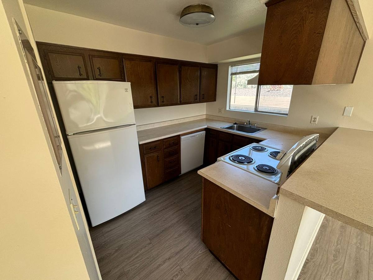 Apartment for rent at 1111 Eric Court, The Dalles, OR 97058