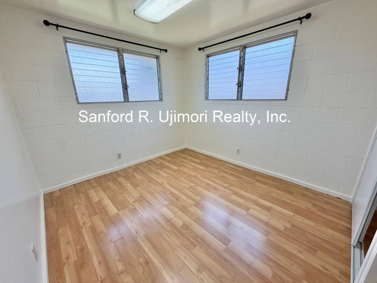 House for rent at 94-1032 Hiapo St, Waipahu, HI 96797