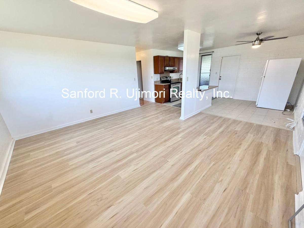 House for rent at 94-1032 Hiapo St, Waipahu, HI 96797