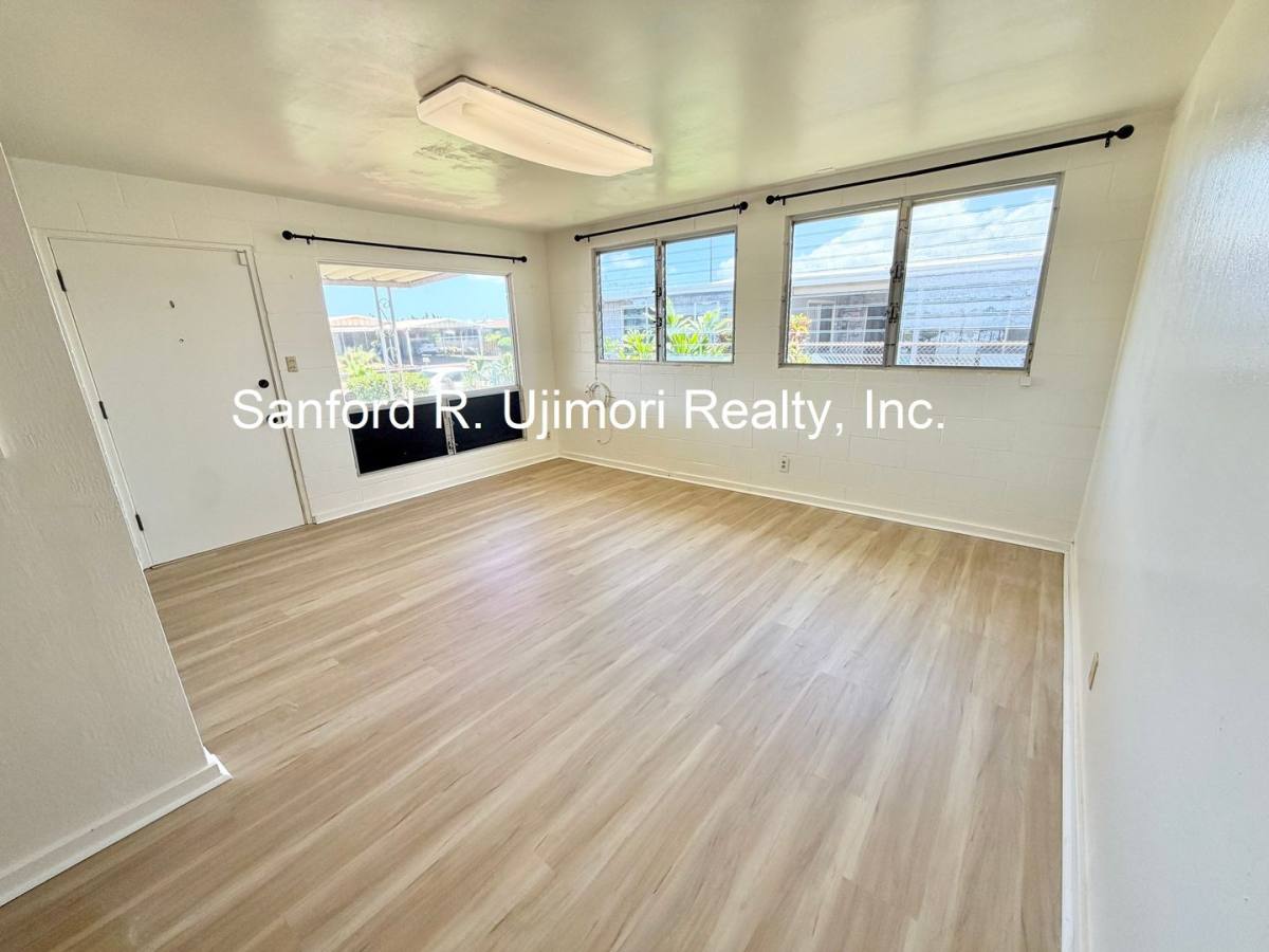 House for rent at 94-1032 Hiapo St, Waipahu, HI 96797