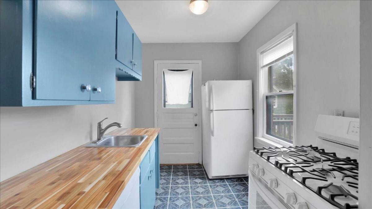 Apartment for rent at 424 Smith Ave N, Saint Paul, MN 55102