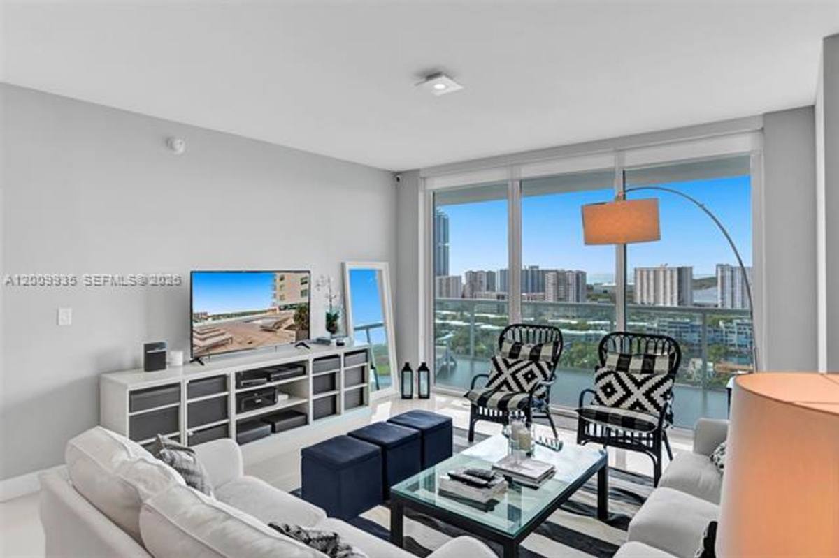 Apartment for rent at 400 Sunny Isles Blvd, North Miami Beach, FL 33160