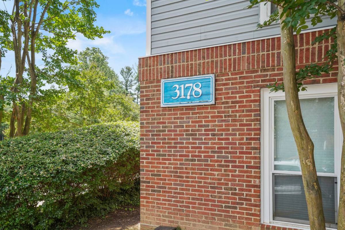 Condo for rent at 3178 Summit Square Dr, Oakton, VA 22124