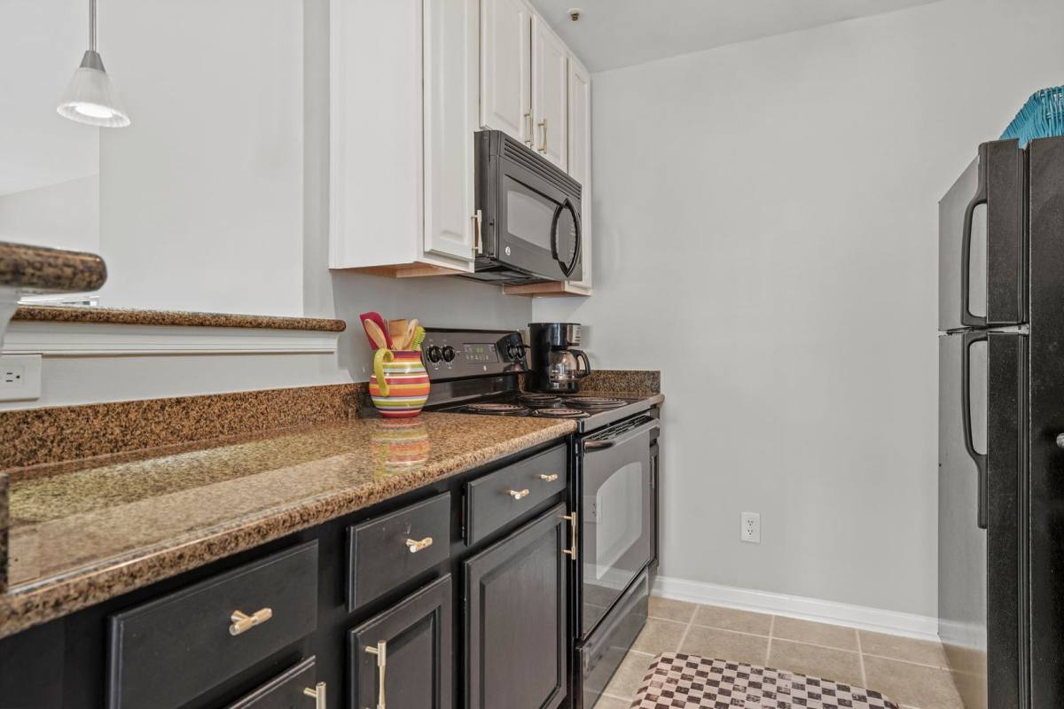 3178 Summit Square Dr, Oakton, VA 22124 - Condo for Rent - Image 10