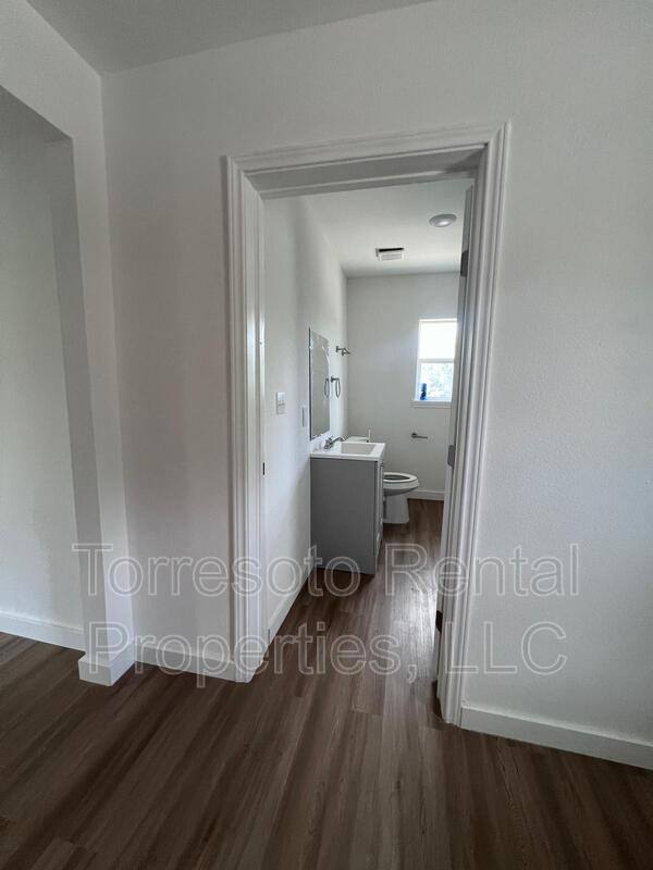 Apartment for rent at 224 W Pyron Ave #B, San Antonio, TX 78214