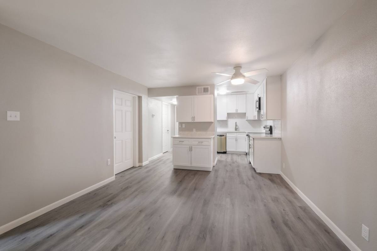 Apartment for rent at 404 E Park Ave, San Antonio, TX 78212