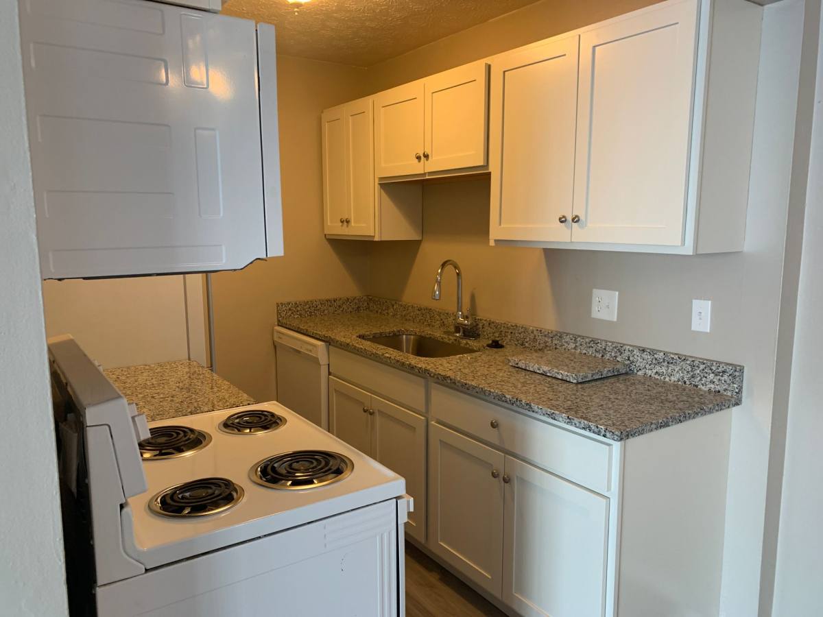 Apartment for rent at 5840 Buckeye Lane, Mentor, OH 44060