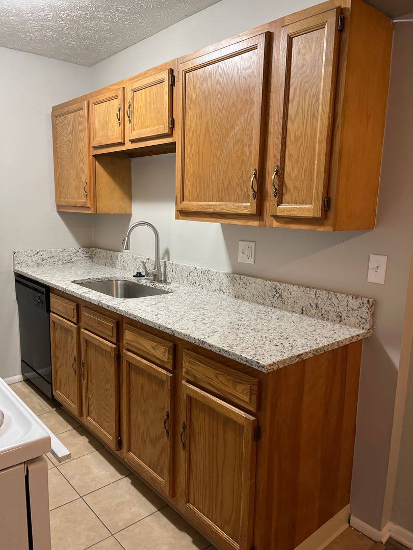 Apartment for rent at 5840 Buckeye Lane, Mentor, OH 44060