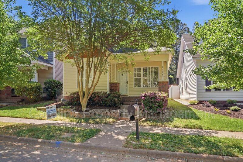 House for rent at 11355 Deer Ridge Lane, Charlotte, NC 28277