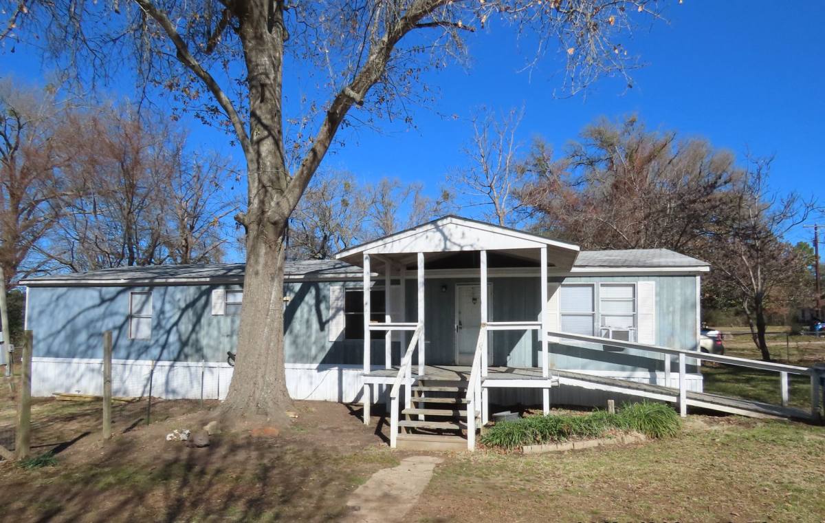 House for rent at 1386 Cr, Tyler, TX 75704
