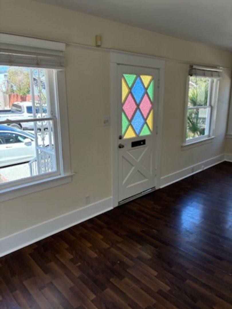 House for rent at 3020 E 17th St, Long Beach, CA 90806