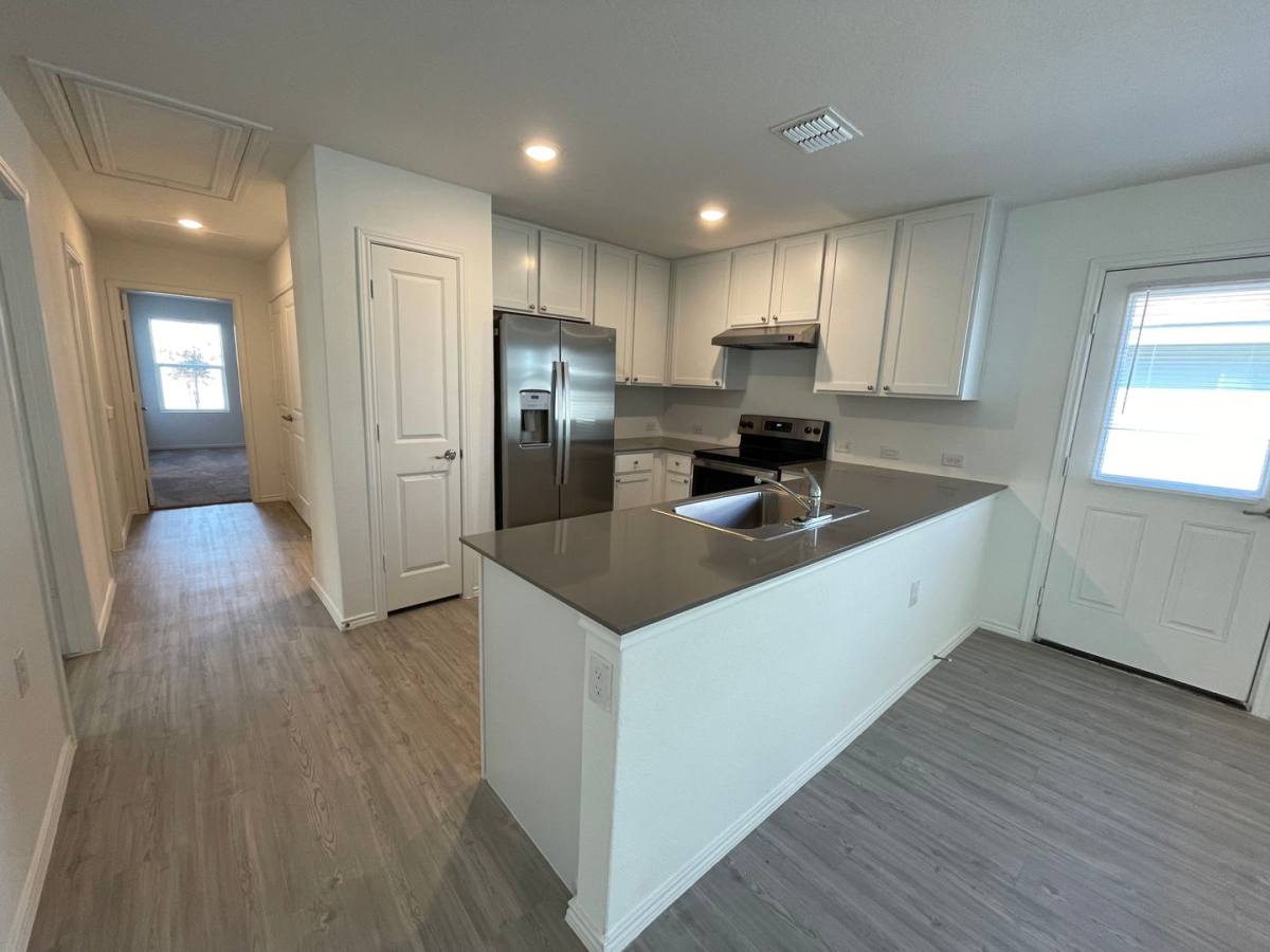 House for rent at 1019 Magrum Way, San Antonio, TX 78221