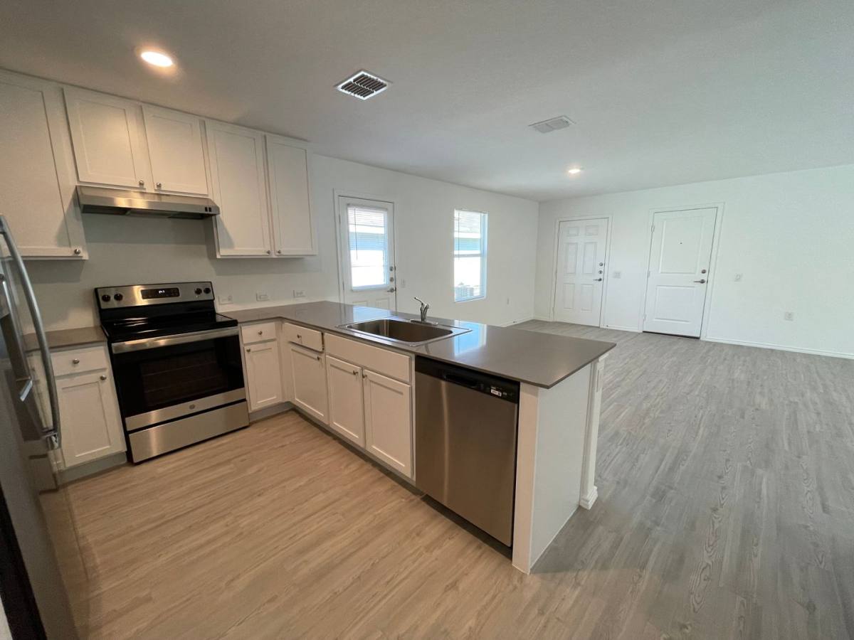 House for rent at 1019 Magrum Way, San Antonio, TX 78221